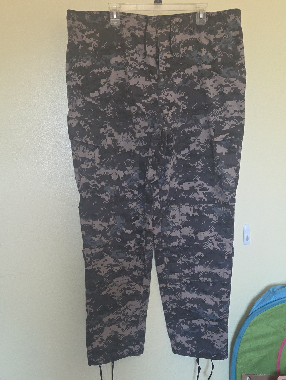 Men's Digital Camo Utility Pants - Gray/Black